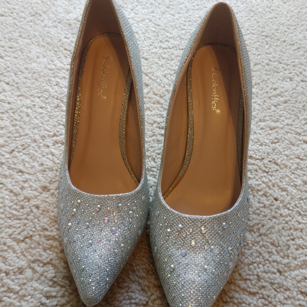 Coloriffics Silver Dress Pumps